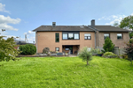 JÄSCHKE - Ihr Platz für Neues – Doppelhaus + Bungalow und großem Grundstück in Traumlage von Breinig - Zweifamilienhaus Stolberg (Rheinland) / Breinig Breinig | Angebot:22209491